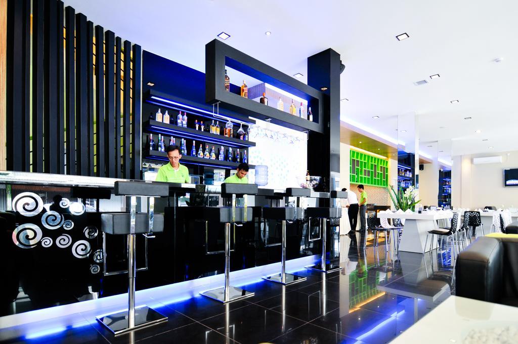 Ace Hotel Batam Nagoja Zewnętrze zdjęcie
